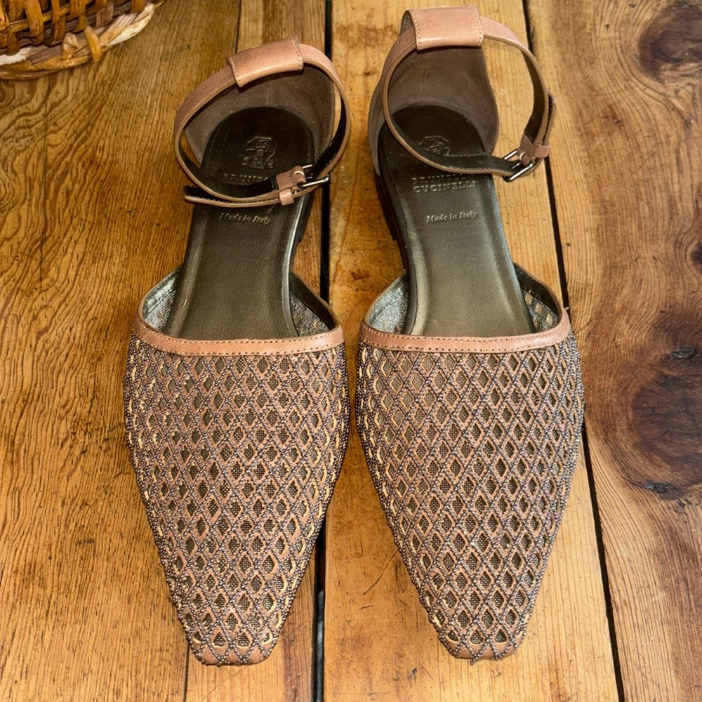 BRUNELLO CUCINELLI leather and beaded mesh MADE IN ITALY size 38/7.5 women’s